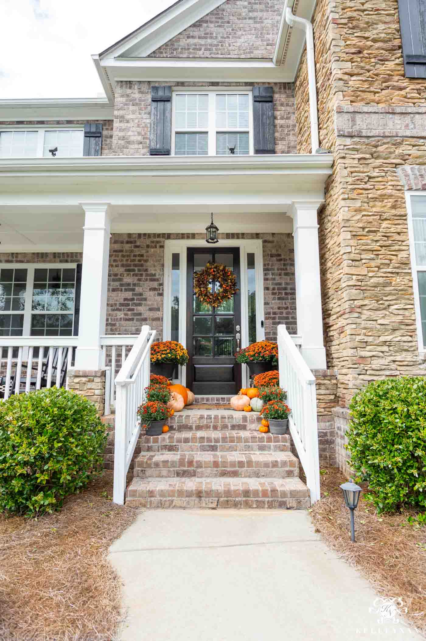 Fall Front Porch Decor with Orange Mums & Pumpkins