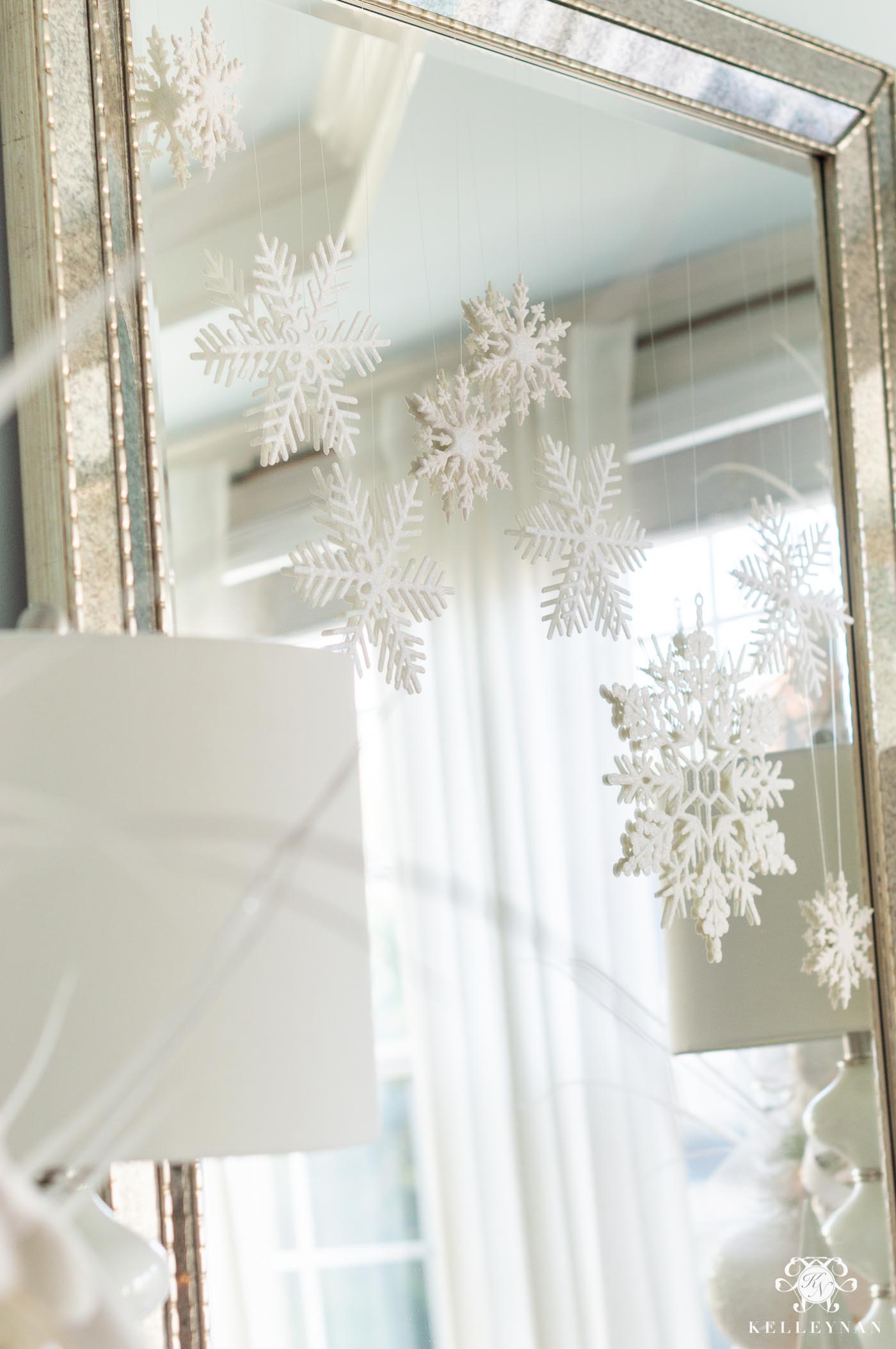 Easy Snowflake Christmas Decor in the Dining Room