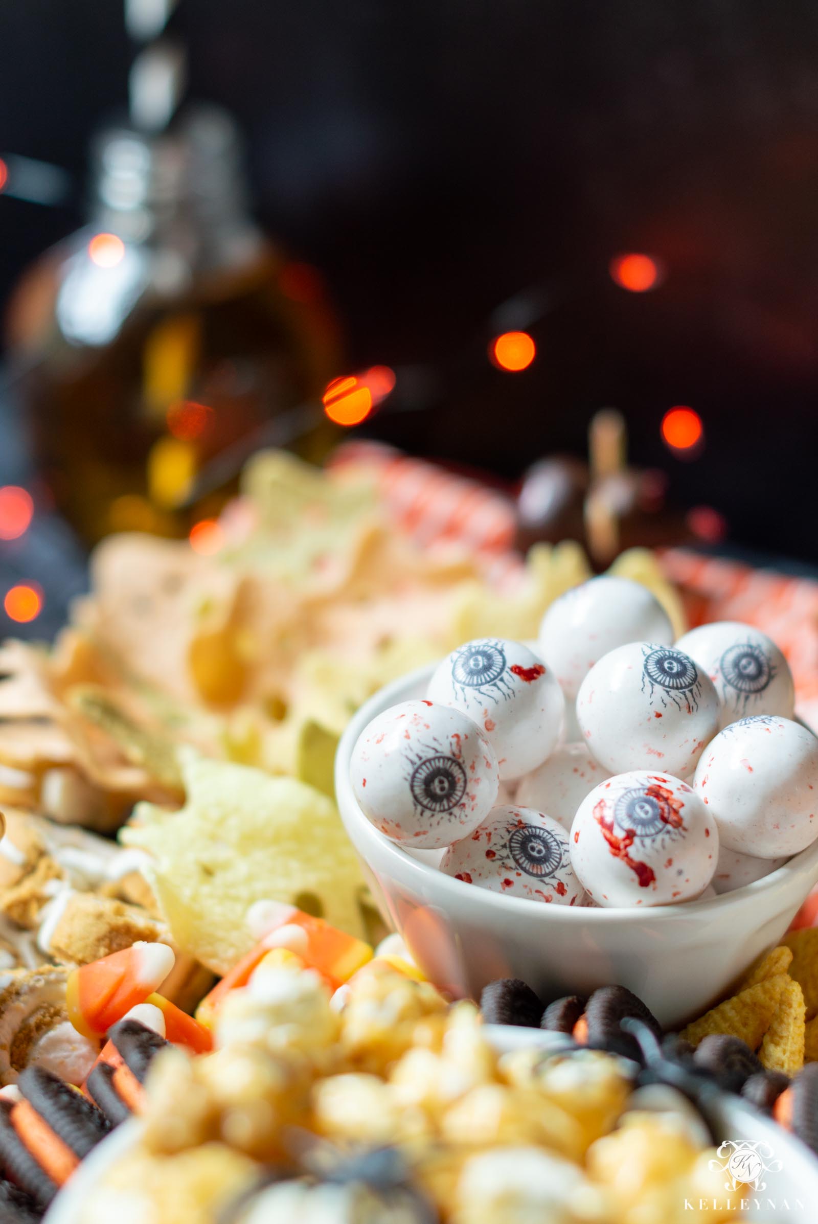 https://kelleynan.com/wp-content/uploads/2020/10/Spooky-Halloween-Snacks.jpg