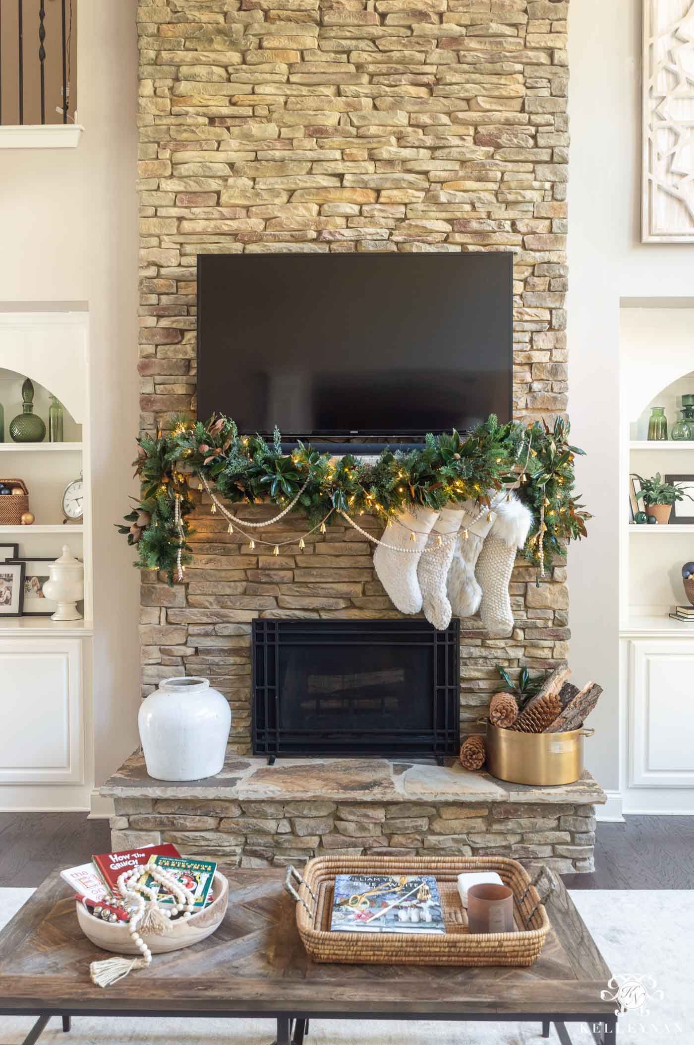 How to Hang and Decorate Christmas Mantel Garland