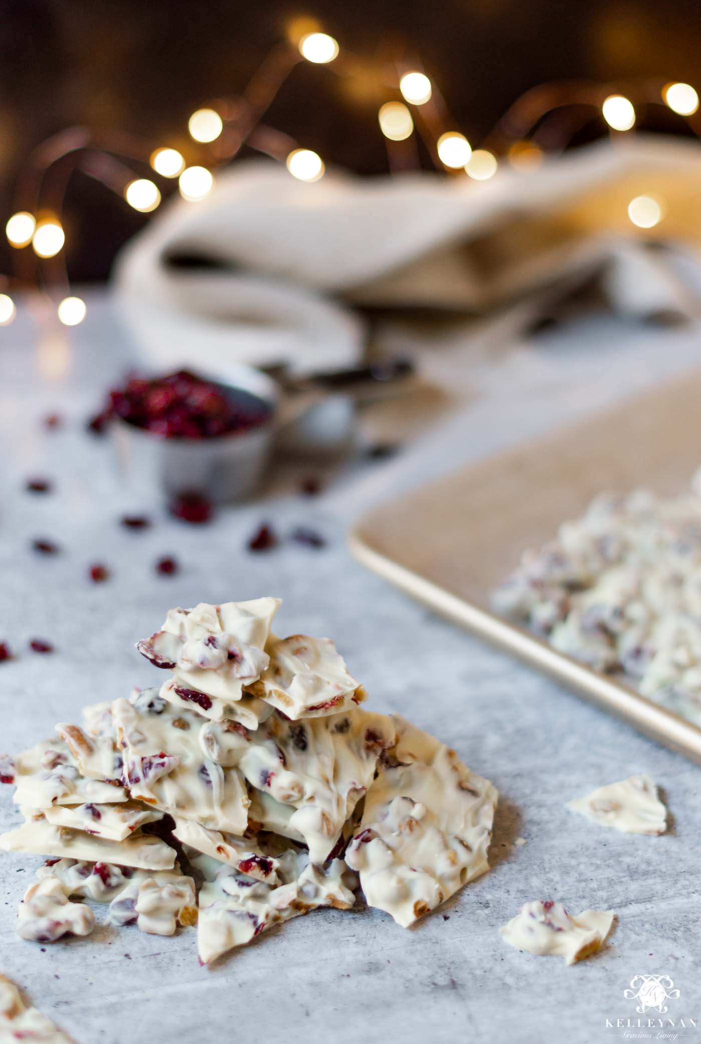 White Chocolate Christmas Bark! 5 EASY Christmas Treats with 5 Ingredients (or less!)