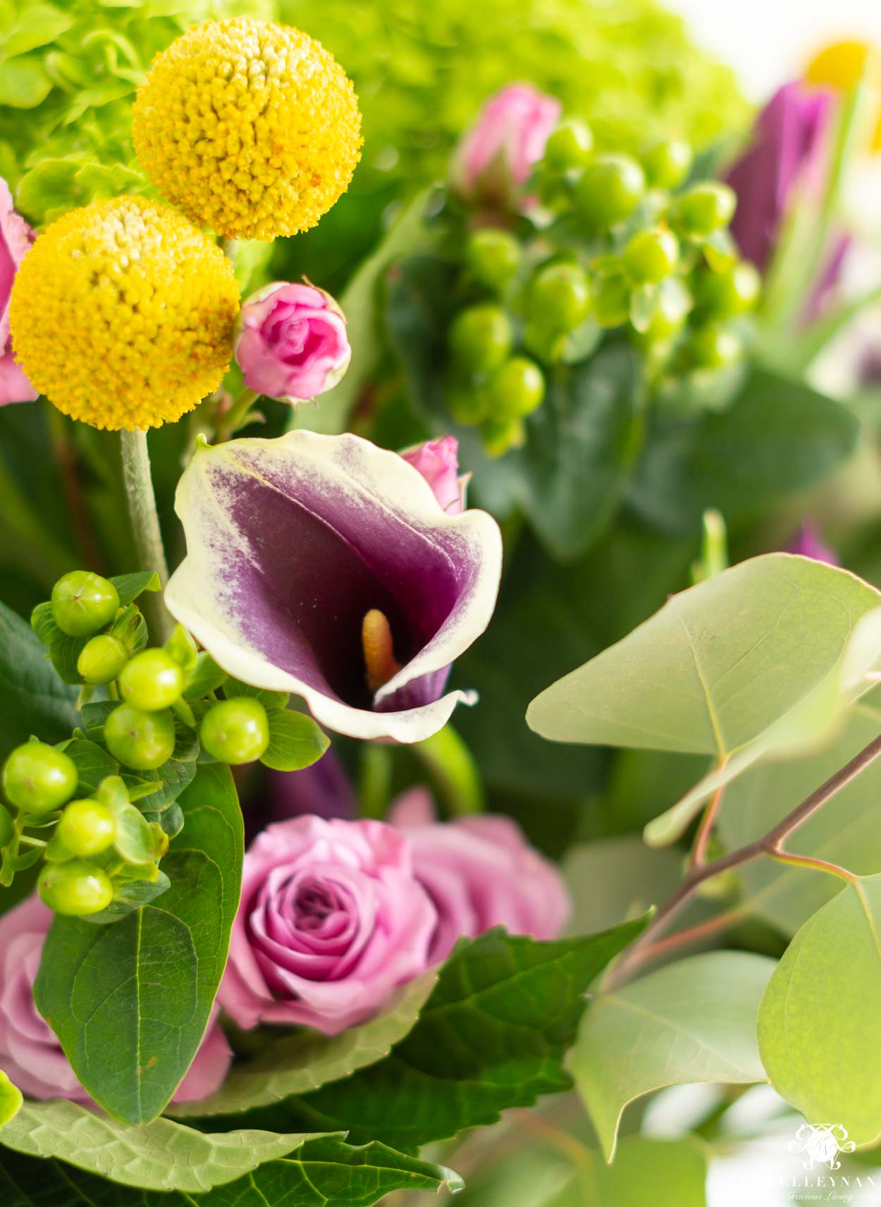 *SALE* Floral Bouquet - Multi