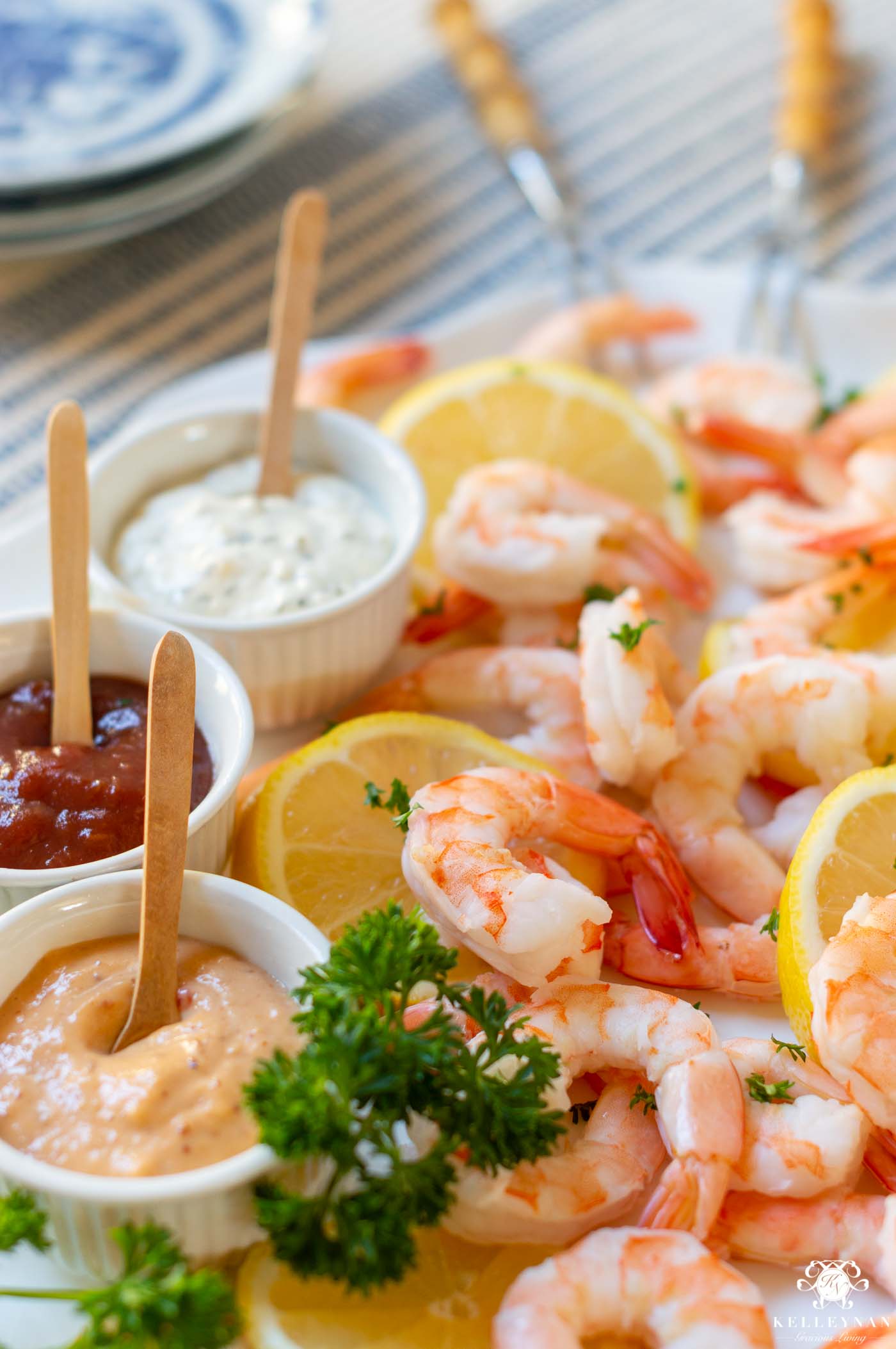 https://kelleynan.com/wp-content/uploads/2021/01/shrimp-cocktail-platter-with-dips.jpg