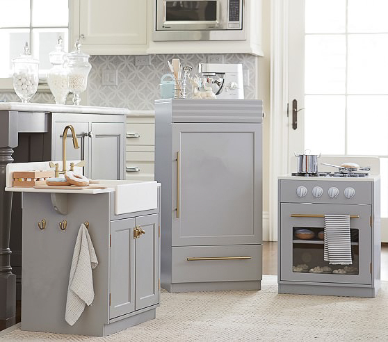 chelsea kitchen from pottery barn