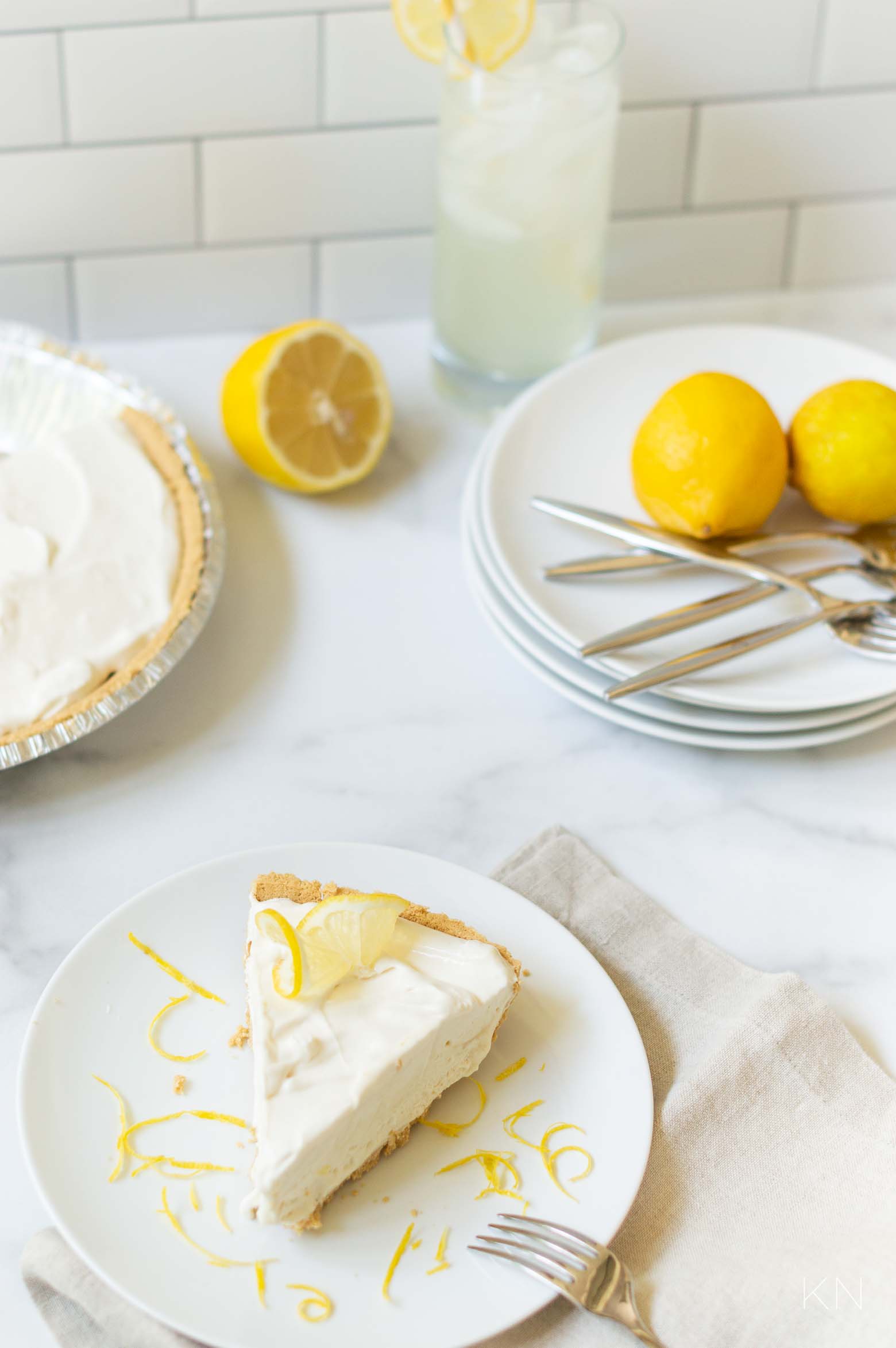 EASY No Bake Four Ingredient Lemonade Icebox Pie Recipe!