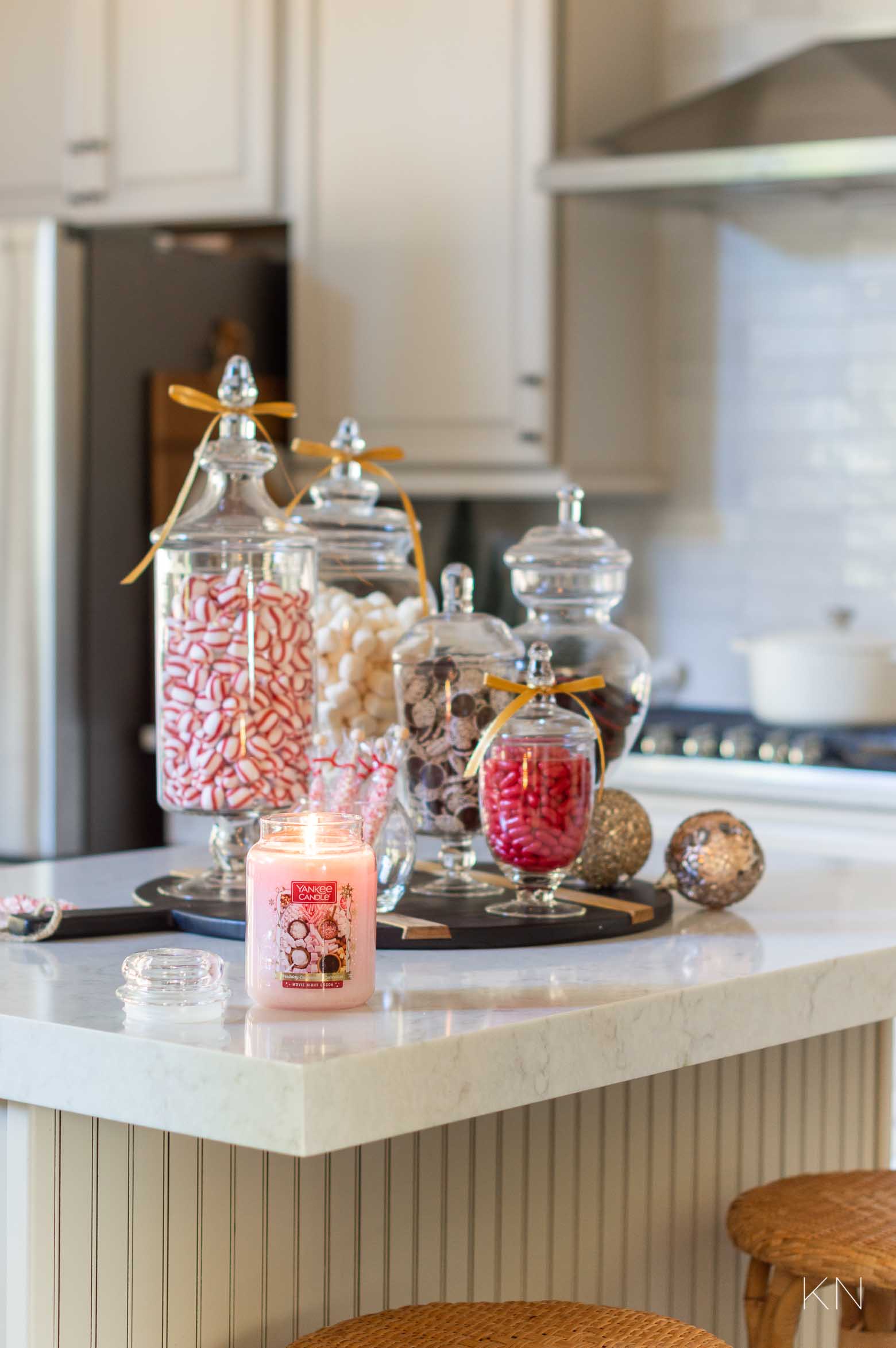 Four Centerpiece Ideas, Inspired by Christmas Candles