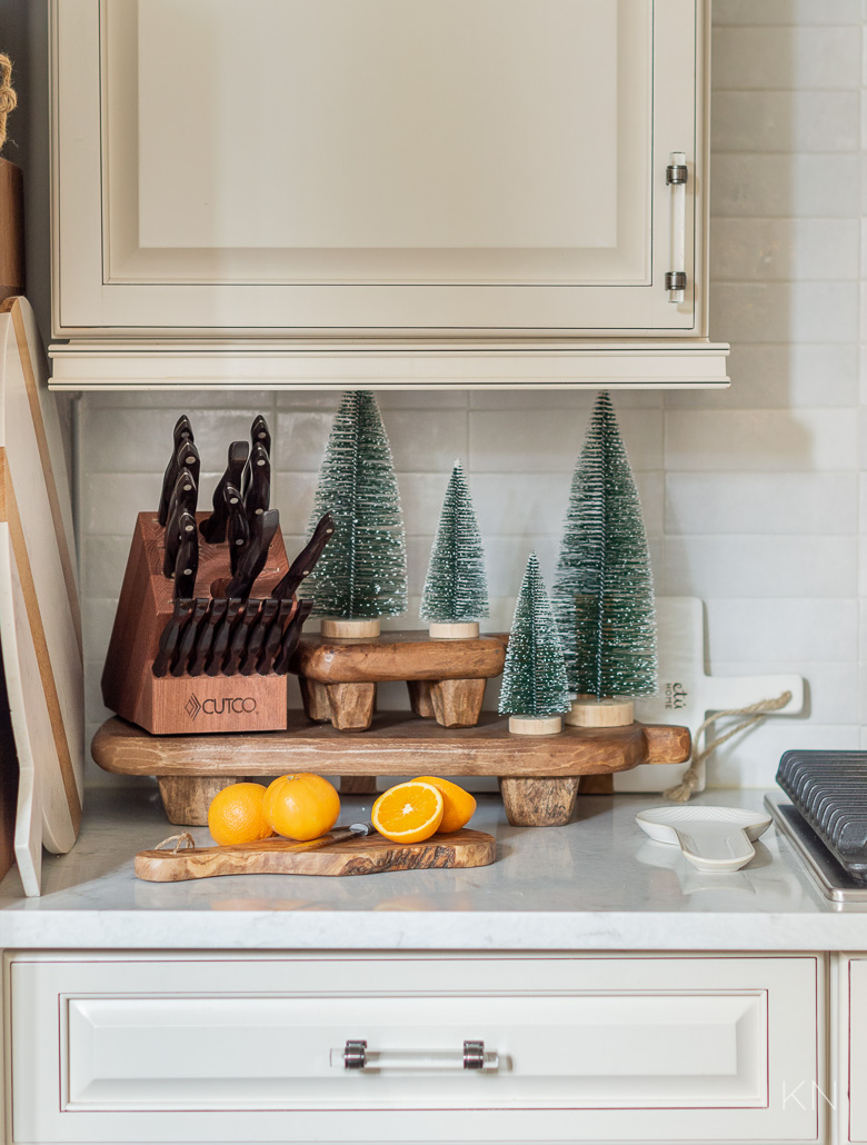 Simple Christmas Kitchen Counter Decor