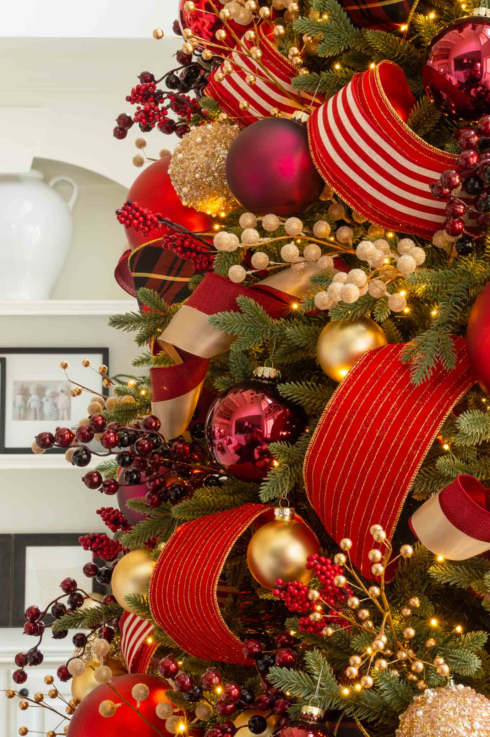 Red and Gold Christmas Tree Decor