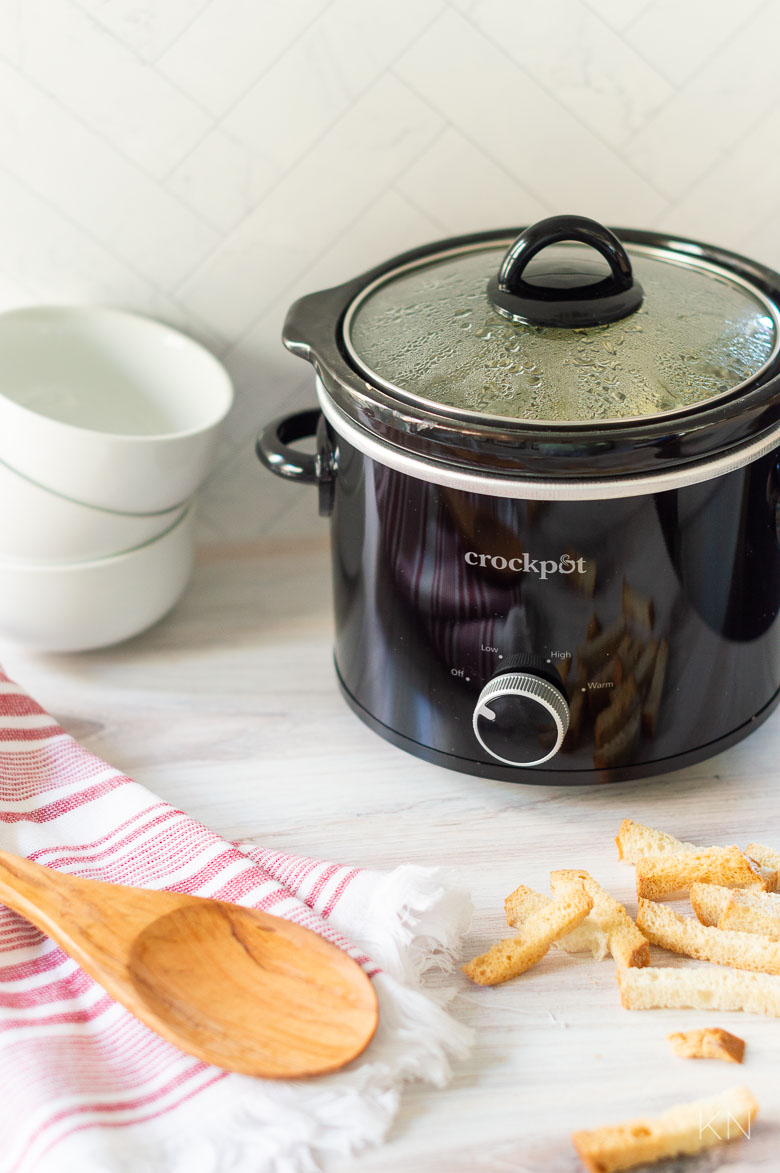 How to Make Spinach Artichoke Dip in the Crock Pot