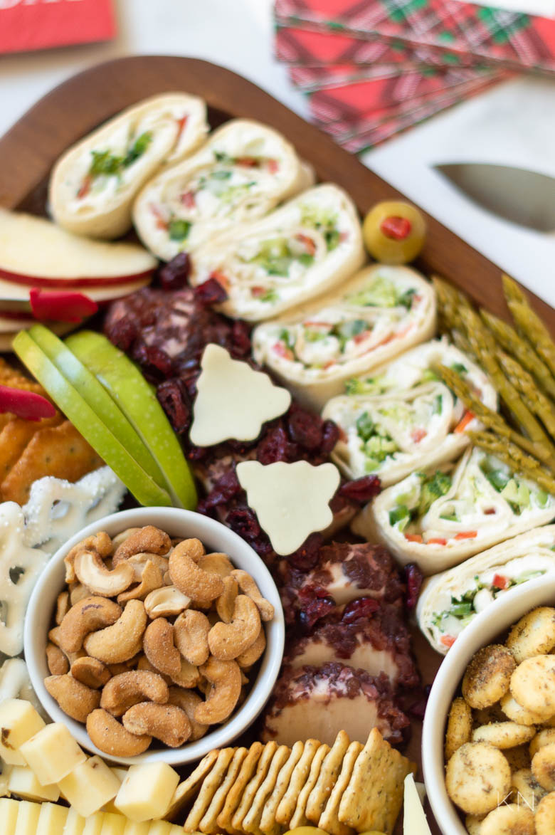 What to Put On a Christmas Charcuterie Board