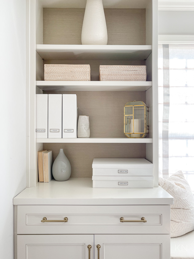 My Best Tips to Organize Built-Ins