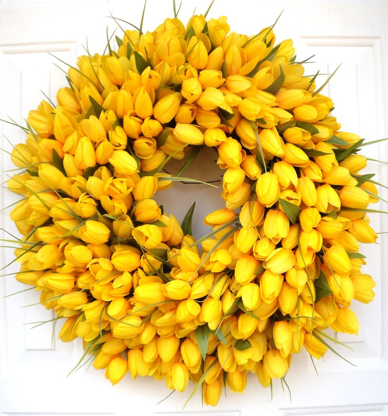 Prettiest Colorful Wreaths for Spring