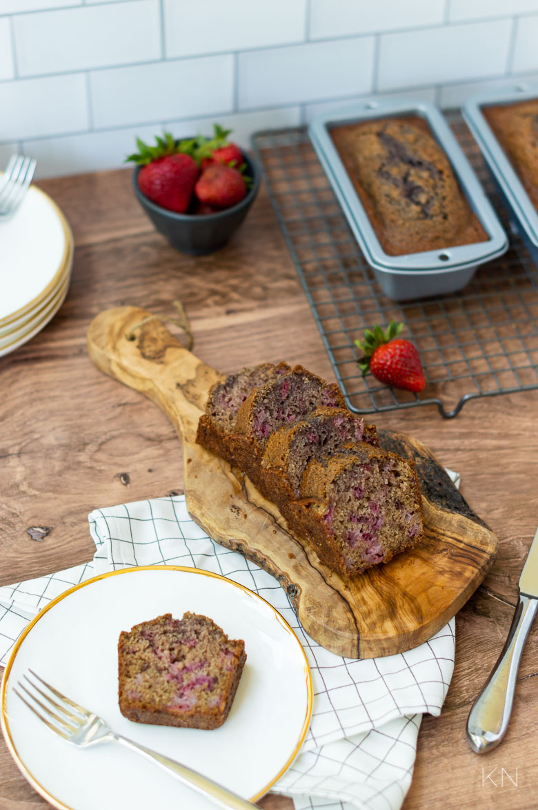 Yummy Fruit Bread -- Strawberry Bread Recipe