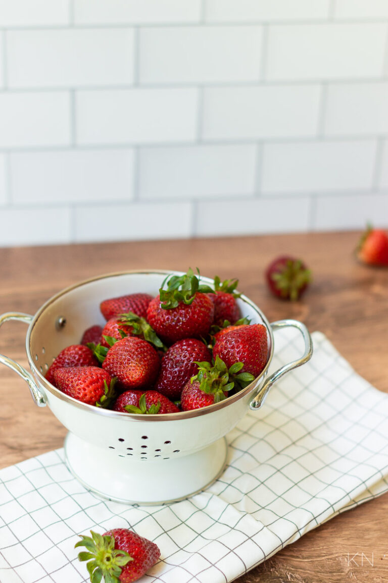 Strawberry Bread Recipe - Kelley Nan