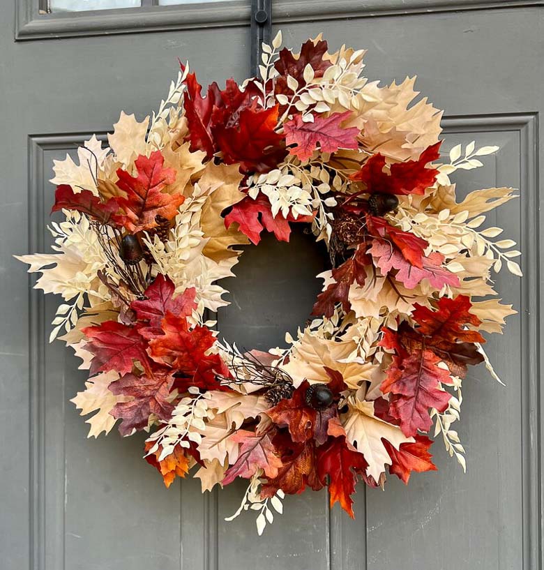 16 Favorite Fall Front Door Wreaths