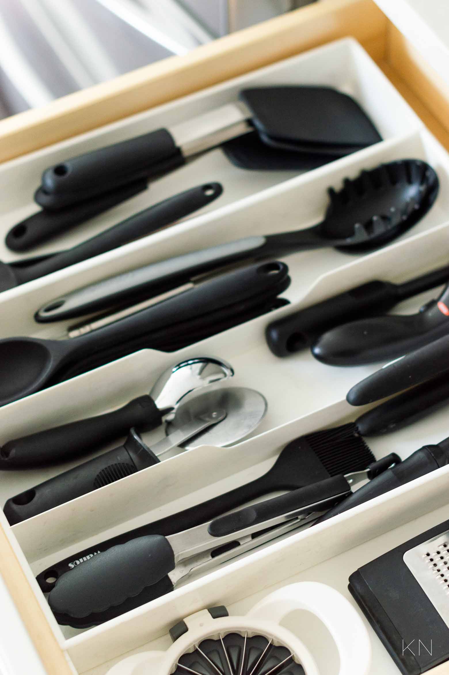 How to Organize a Utensil Drawer