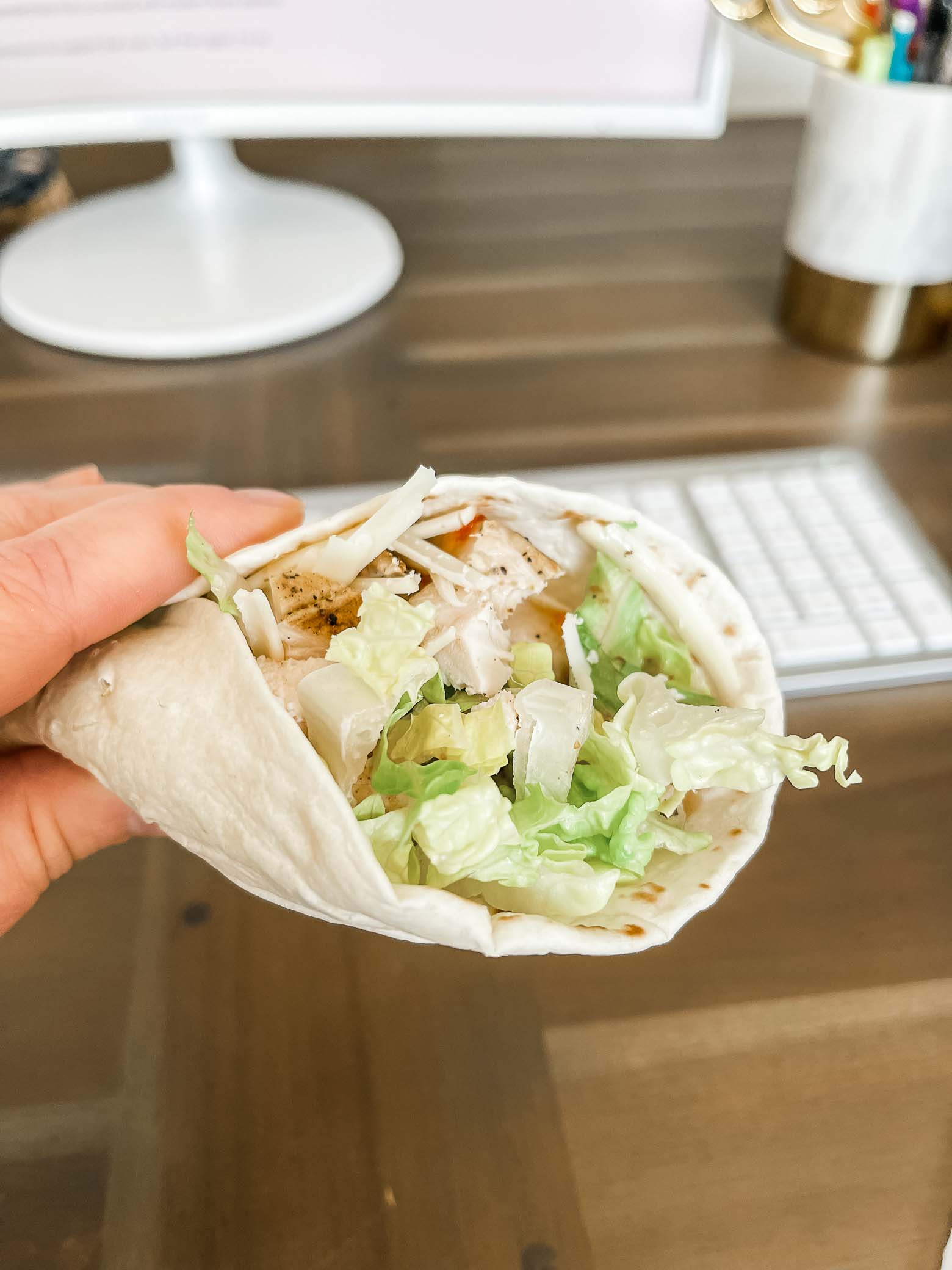 Simple Low Calorie Grilled Chicken Wrap