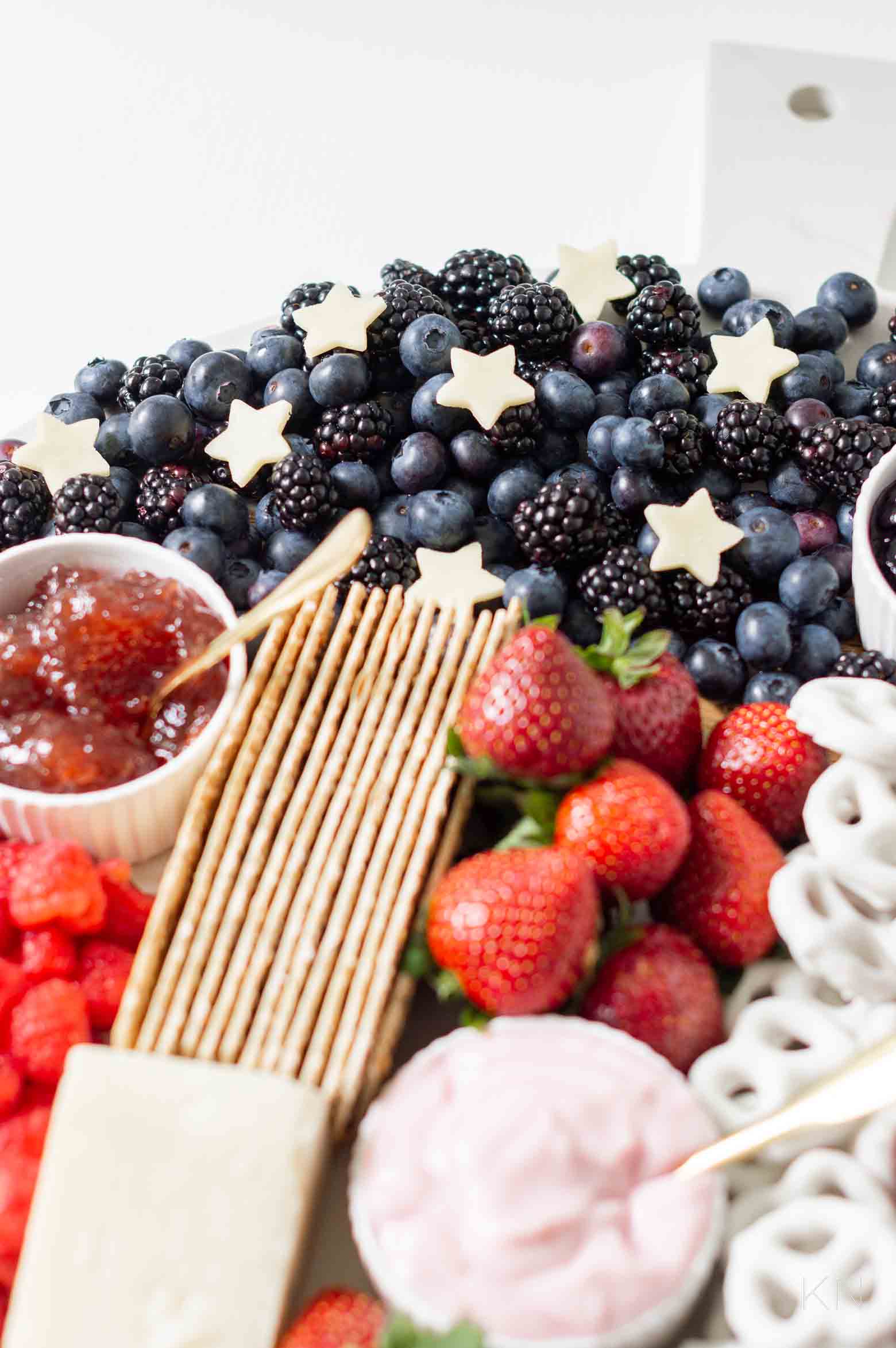 How to Create a Red White and Blue American Flag 4th of July Charcuterie Board with Just Cheese & Fruit