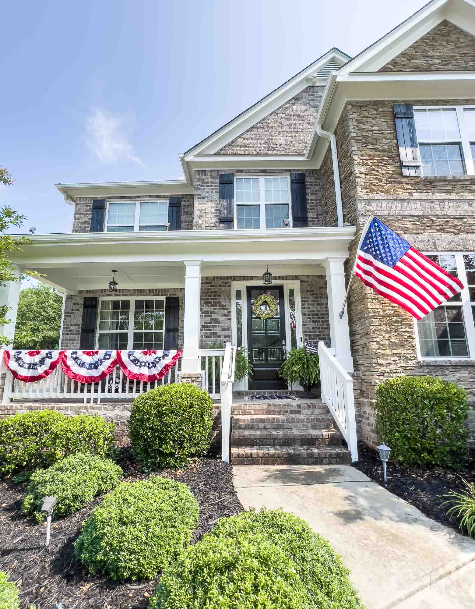 4th of July Outdoor Decorations and Patriotic Decor Ideas in Under 30 Minutes!