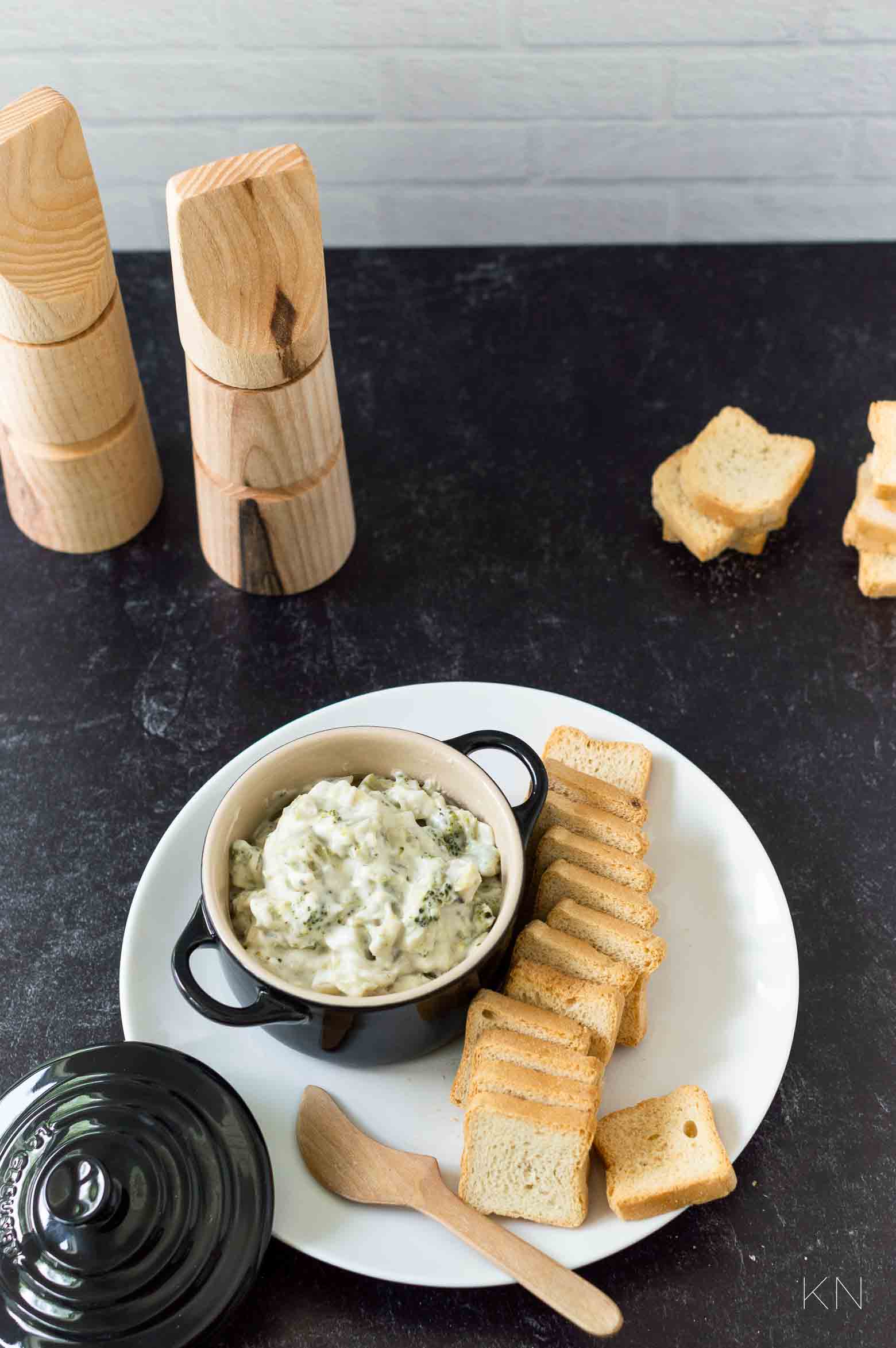 EASY, Yummy Broccoli Dip (AKA Frog Dip!)