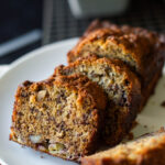 Delicious, Moist Banana Bread Recipe with Walnuts