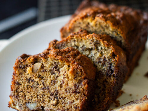 Banana Bread with Walnuts