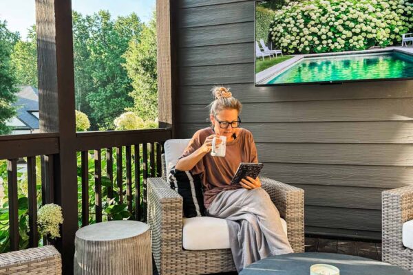 Outdoor Club Chairs and the Best Outdoor Living Conversation Layout
